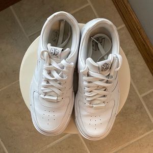 Nike Air Force 1 Pixel